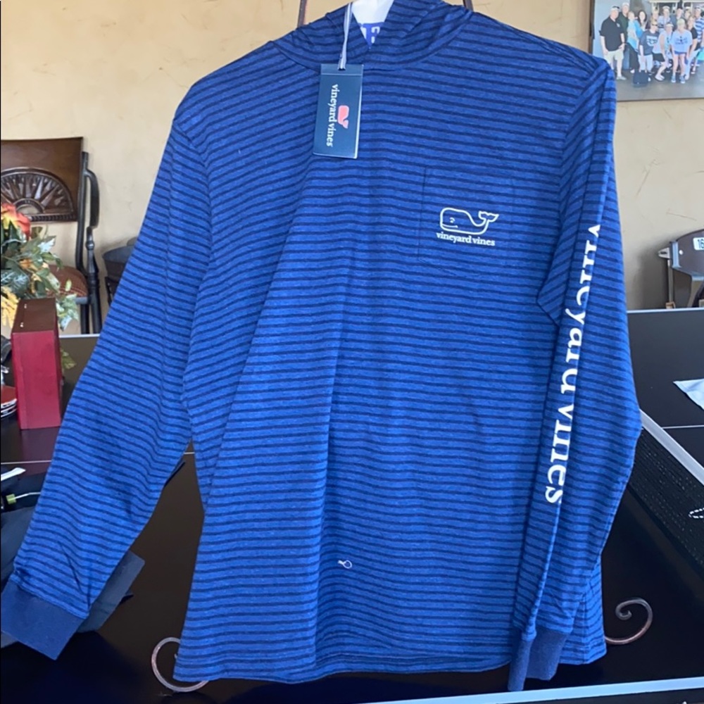 NWT Vineyard Vines Boys long sleeve hoodie